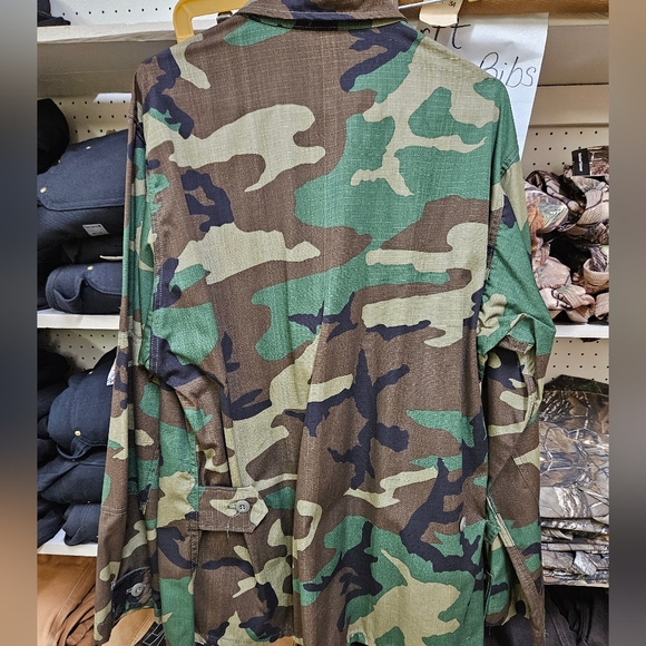 Military Field Shirt Jac - Picture 2 of 8
